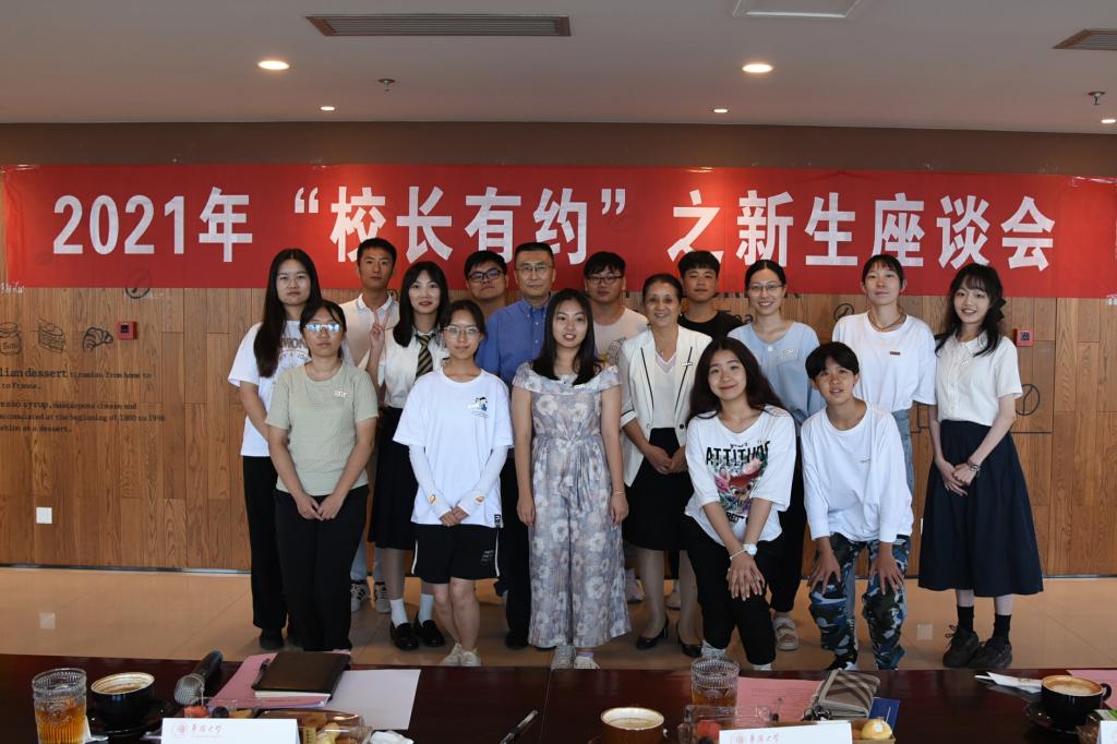 合影.JPG 合影.JPG